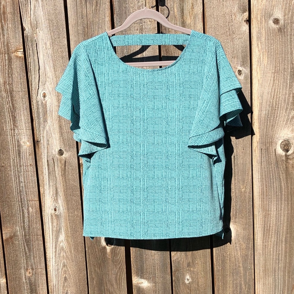 Simply Styled green top blouse size medium